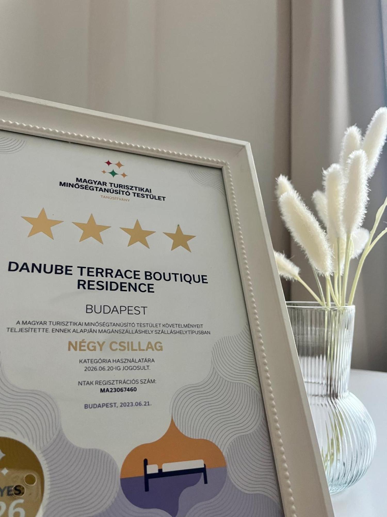 Danube Terrace Boutique Residence With Private Sauna Budapest Luaran gambar